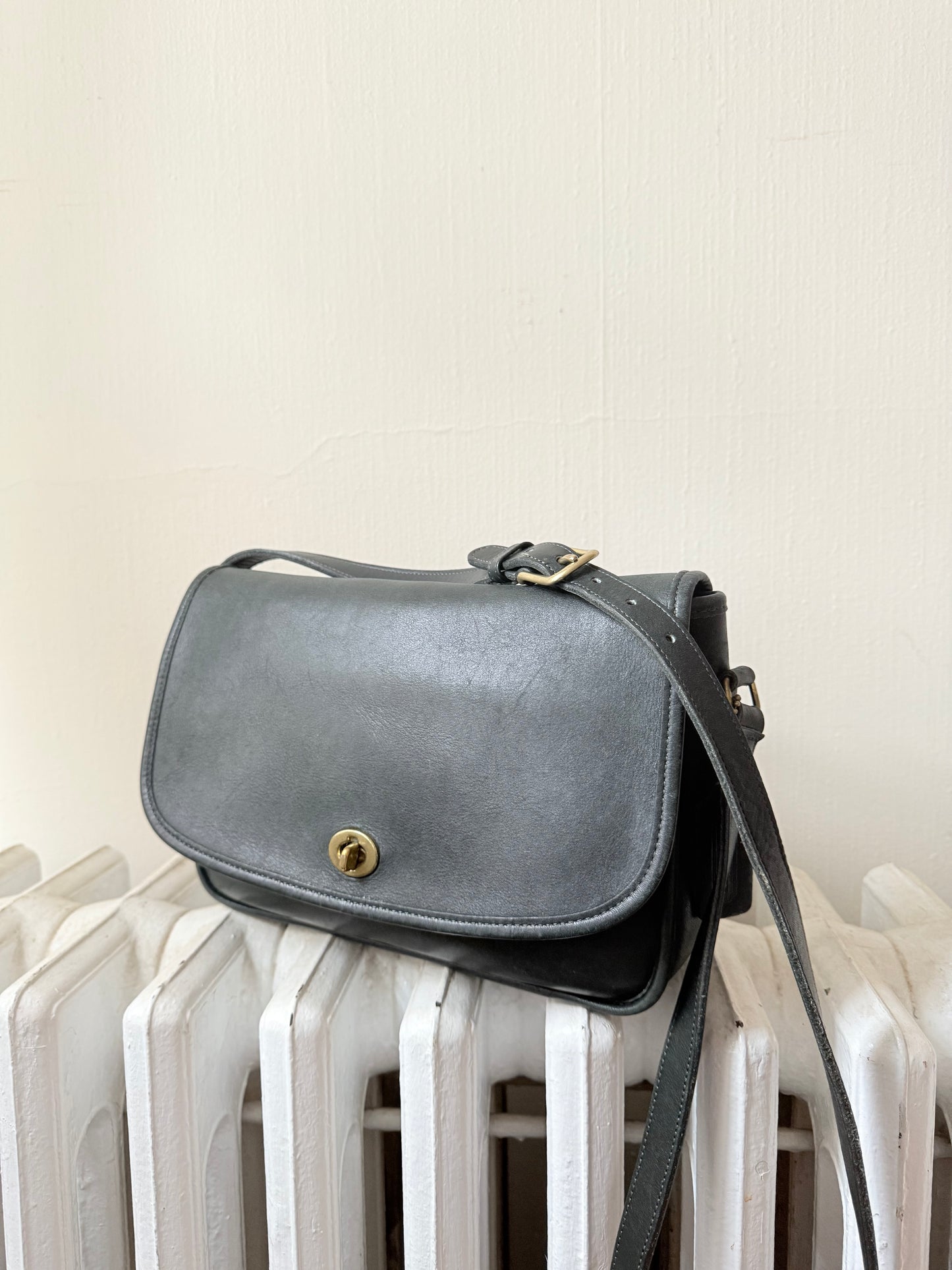Vintage Coach City Bag Dark Green Crossbody