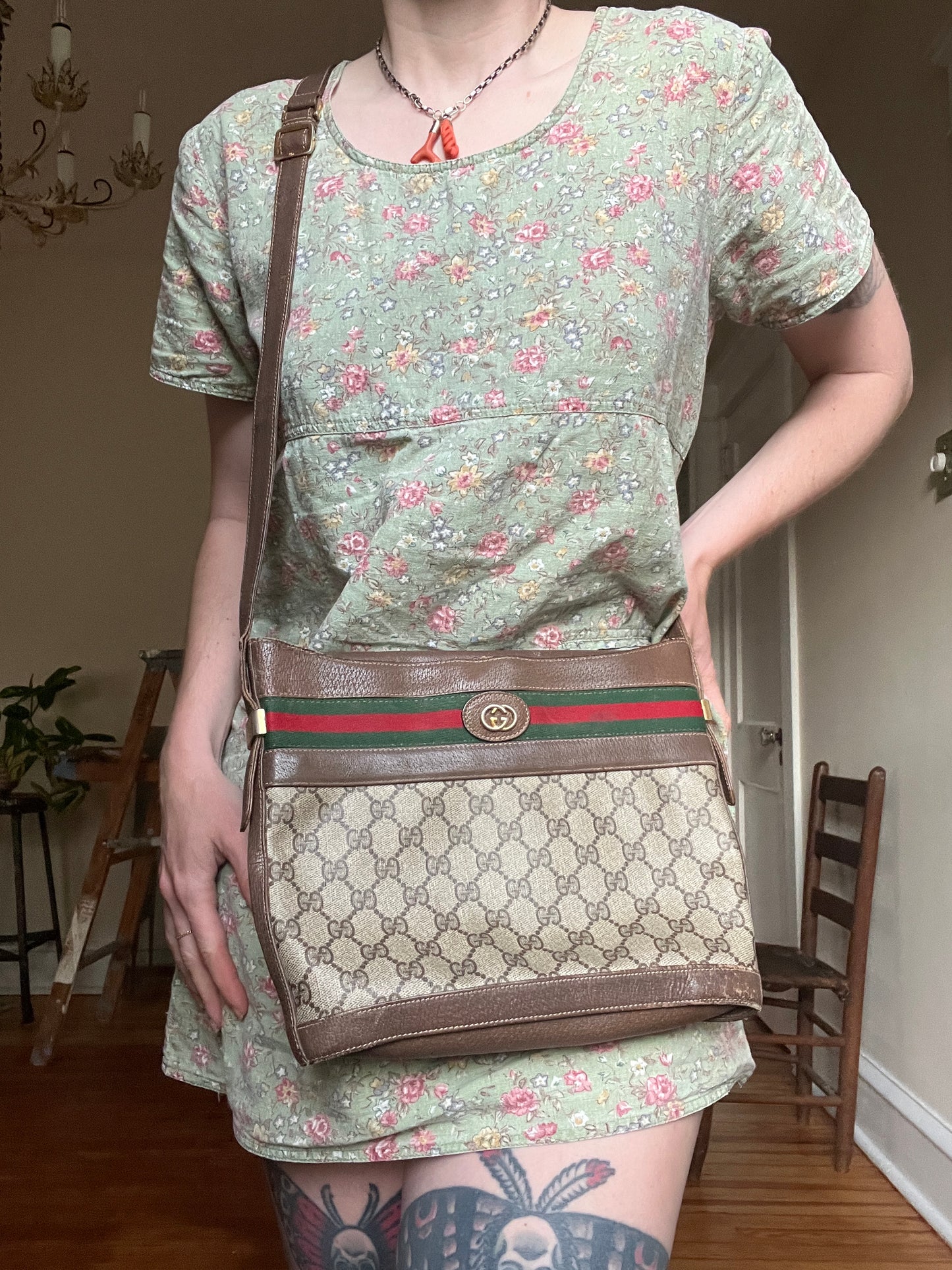 Authentic Vintage 1980s Gucci Stripes Crossbody Bag