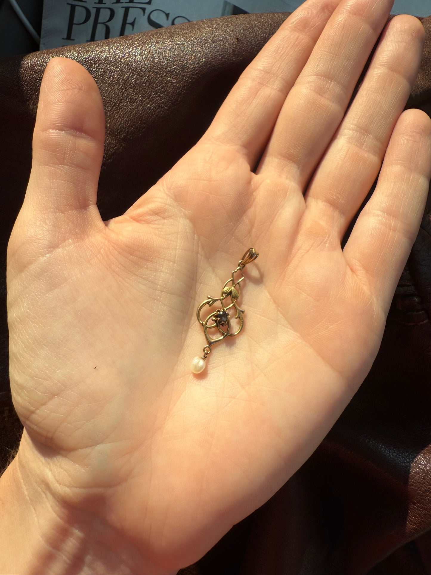 10K Gold Victorian Era Pendant