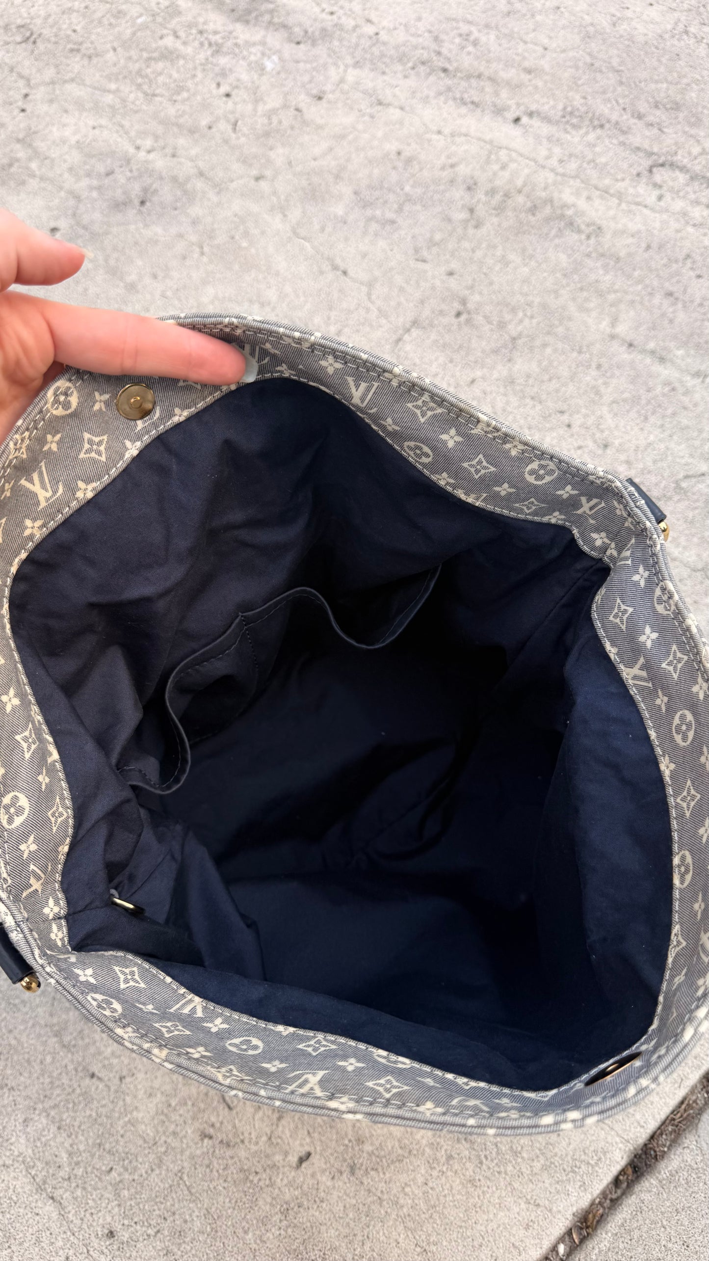 Louis Vuitton Ideal Romance Shoulder Bag Navy M56700