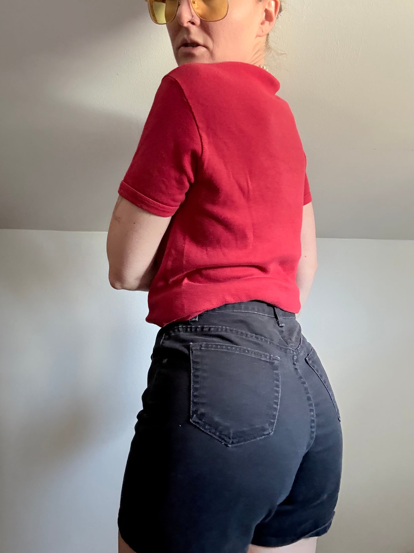 1970s Roach Iron On Red Tee S/M