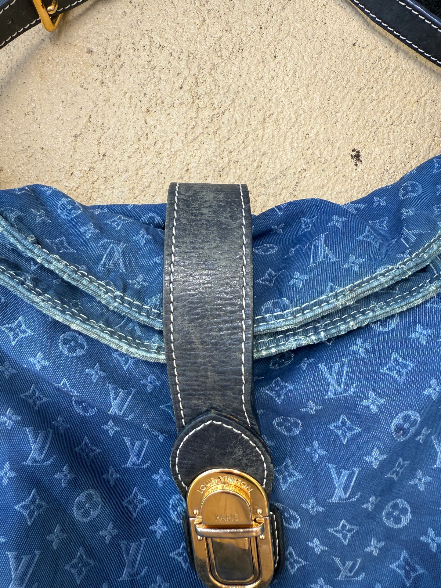 Louis Vuitton Monogram Idylle Romance