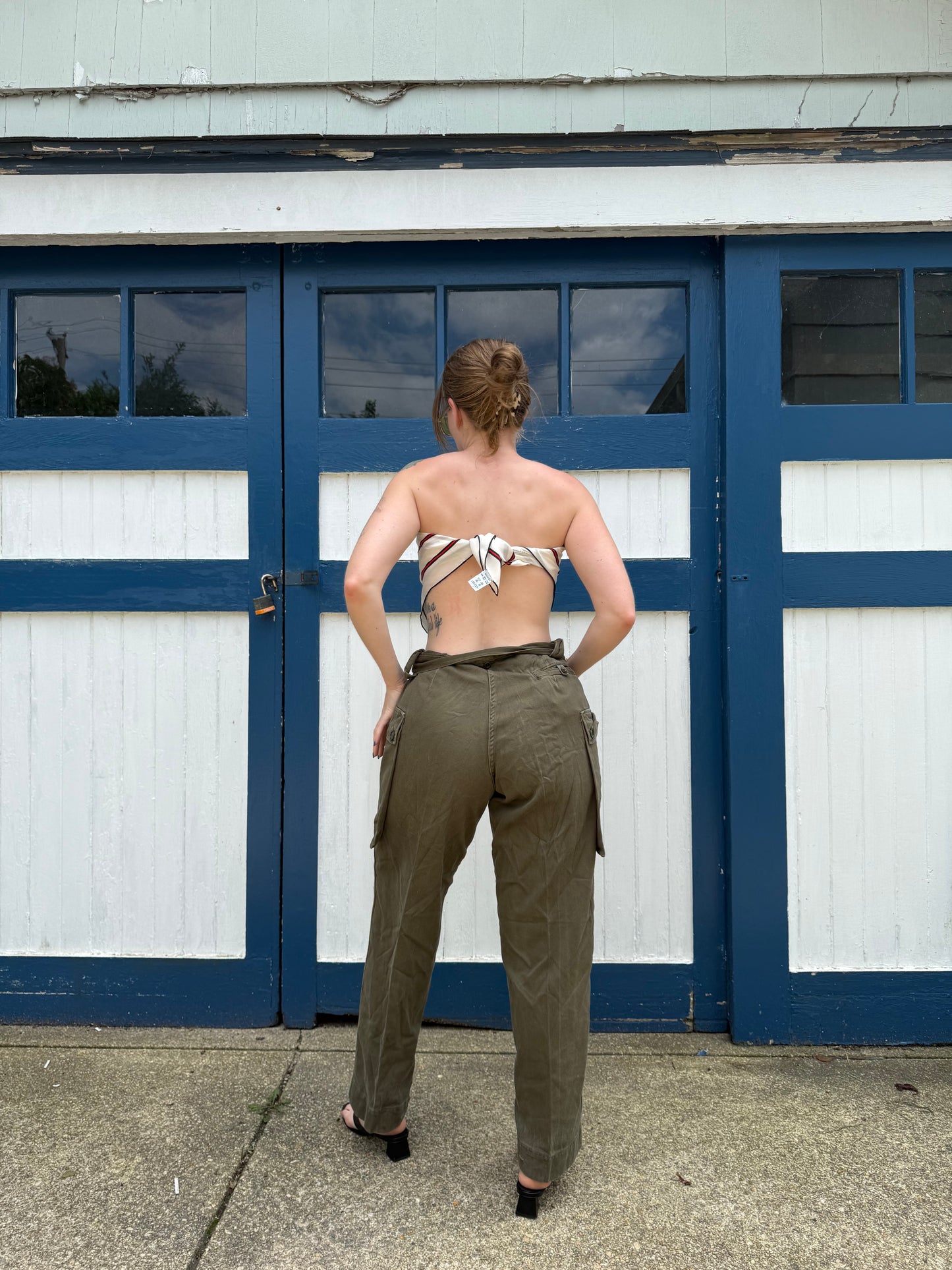 1970s European Military Trousers 28”-32”