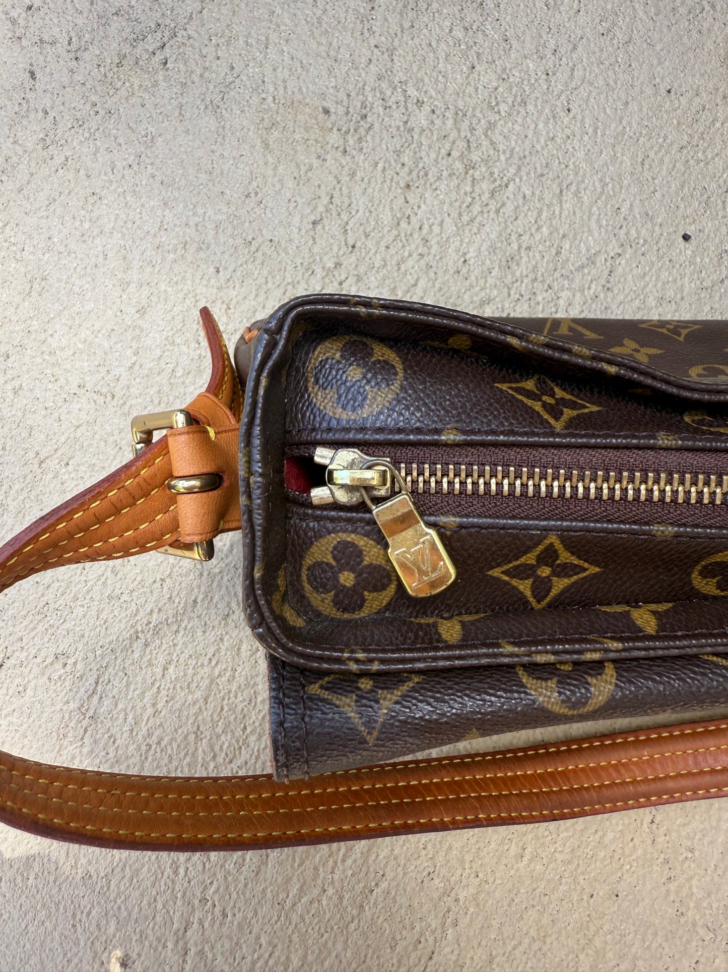 Louis Vuitton Coated Canvas Viva-Cité MM
