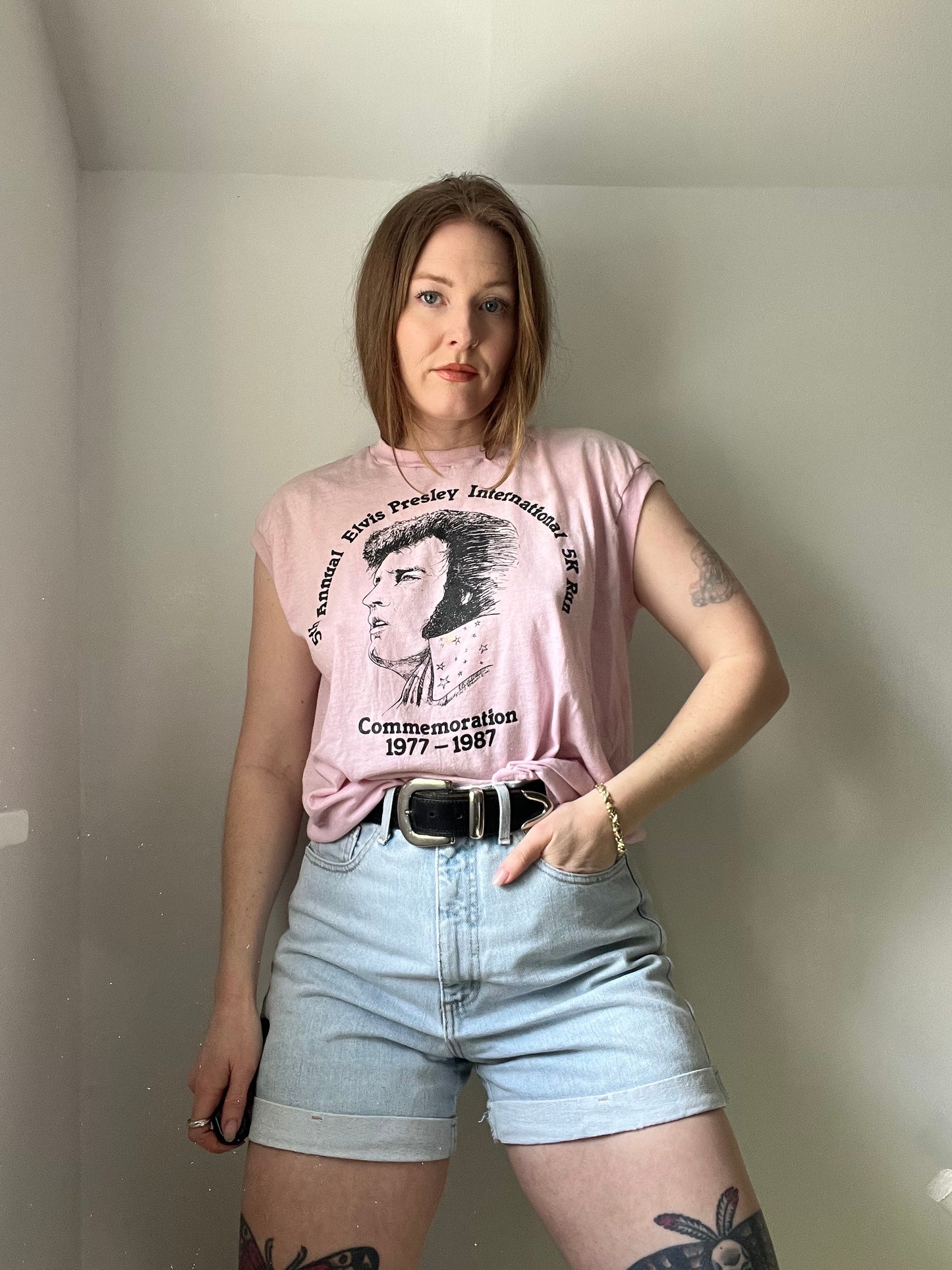 1980’s Elvis 5k Pink Tee M