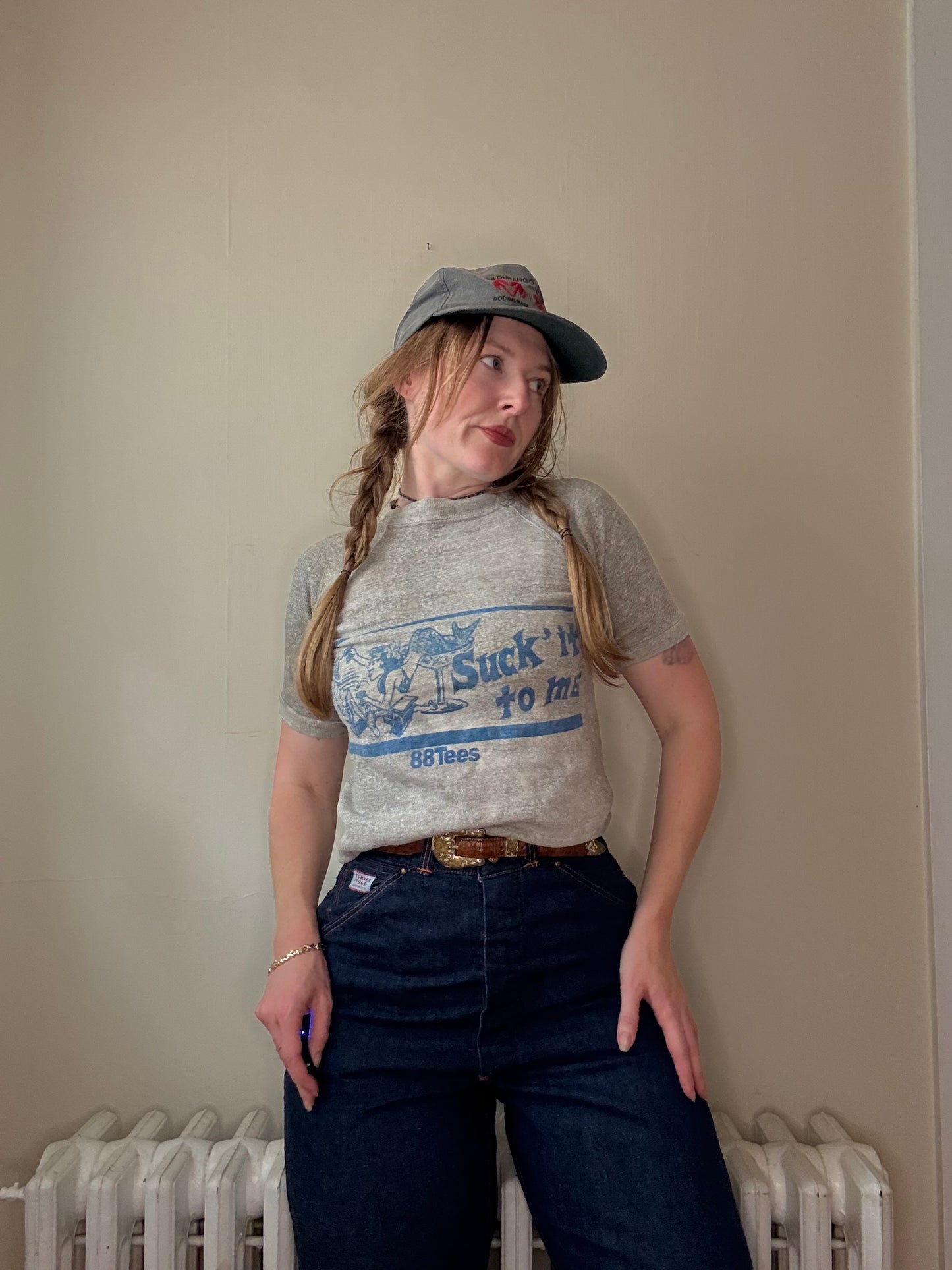 1970s Suck It To Me Grey Short Sleeve Crewneck XS/S