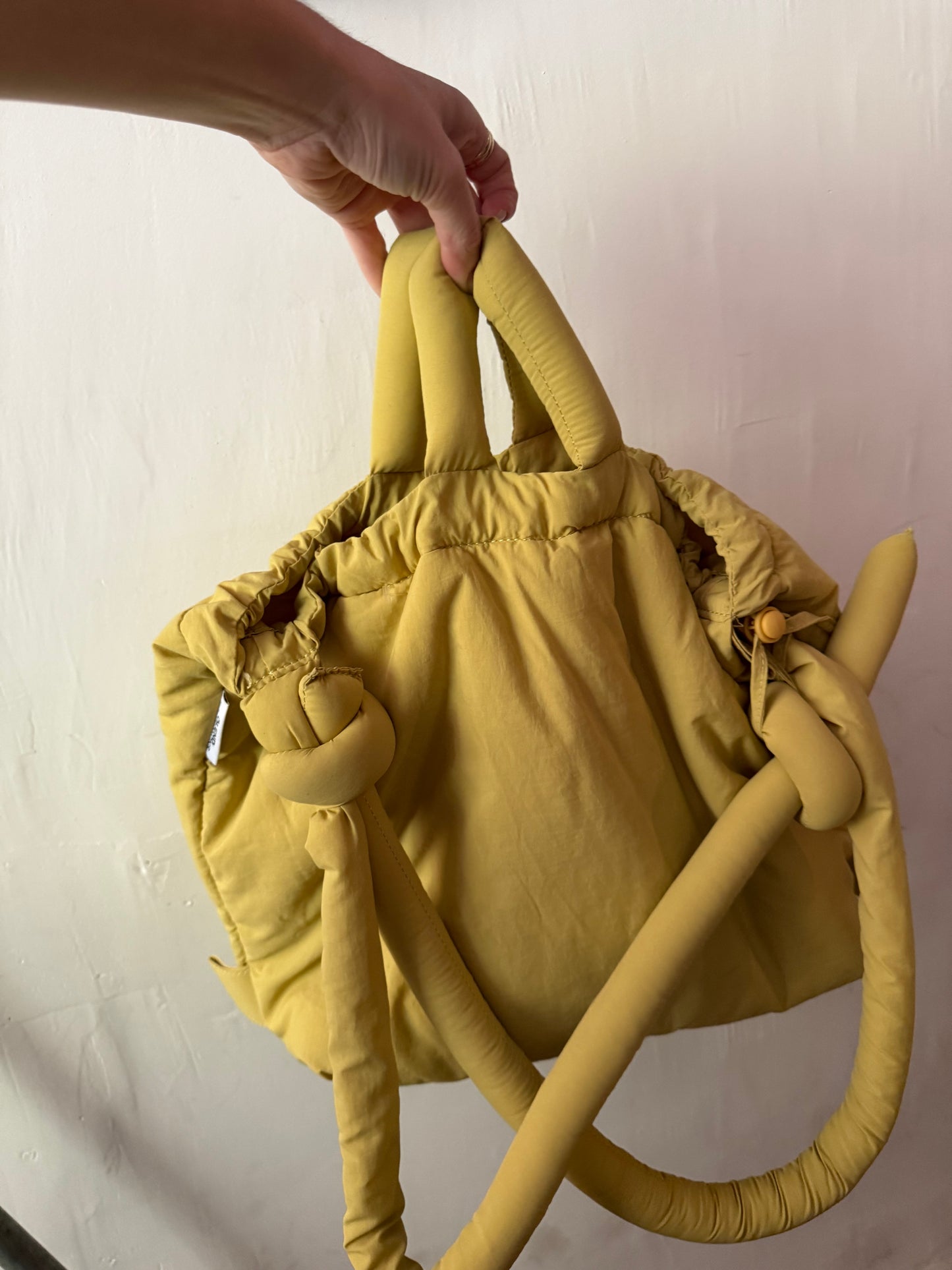 Olend Pale Yellow Ona