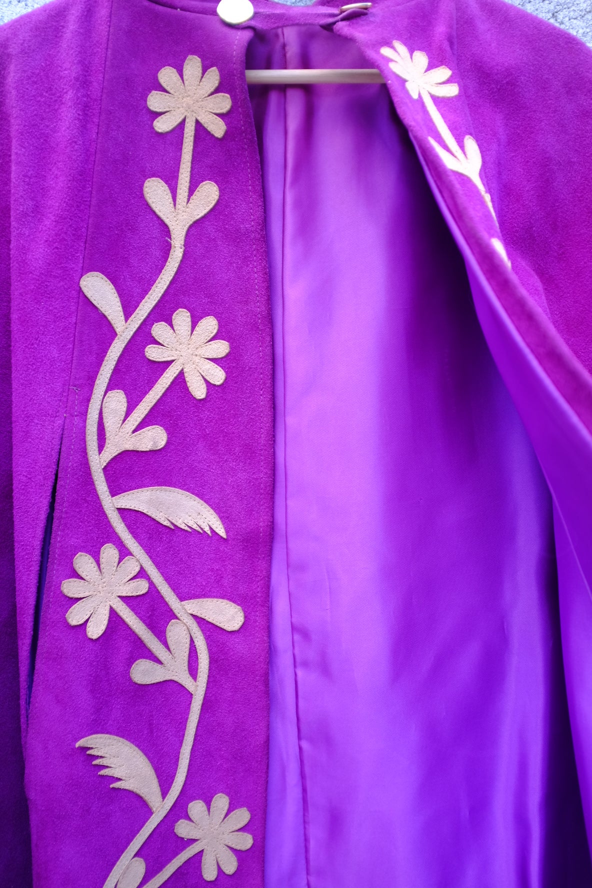 1970s Suede Purple Cape Floral Appliqué