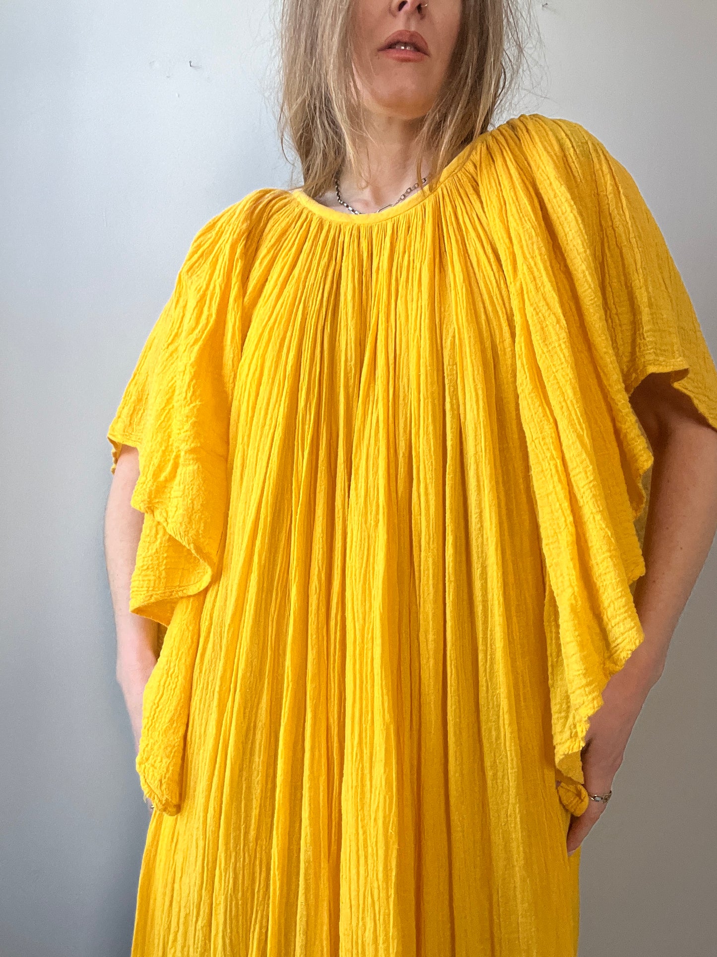 1970s Amerikan Climax Gauzy Cotton Yellow Flutter Sleeve Dress