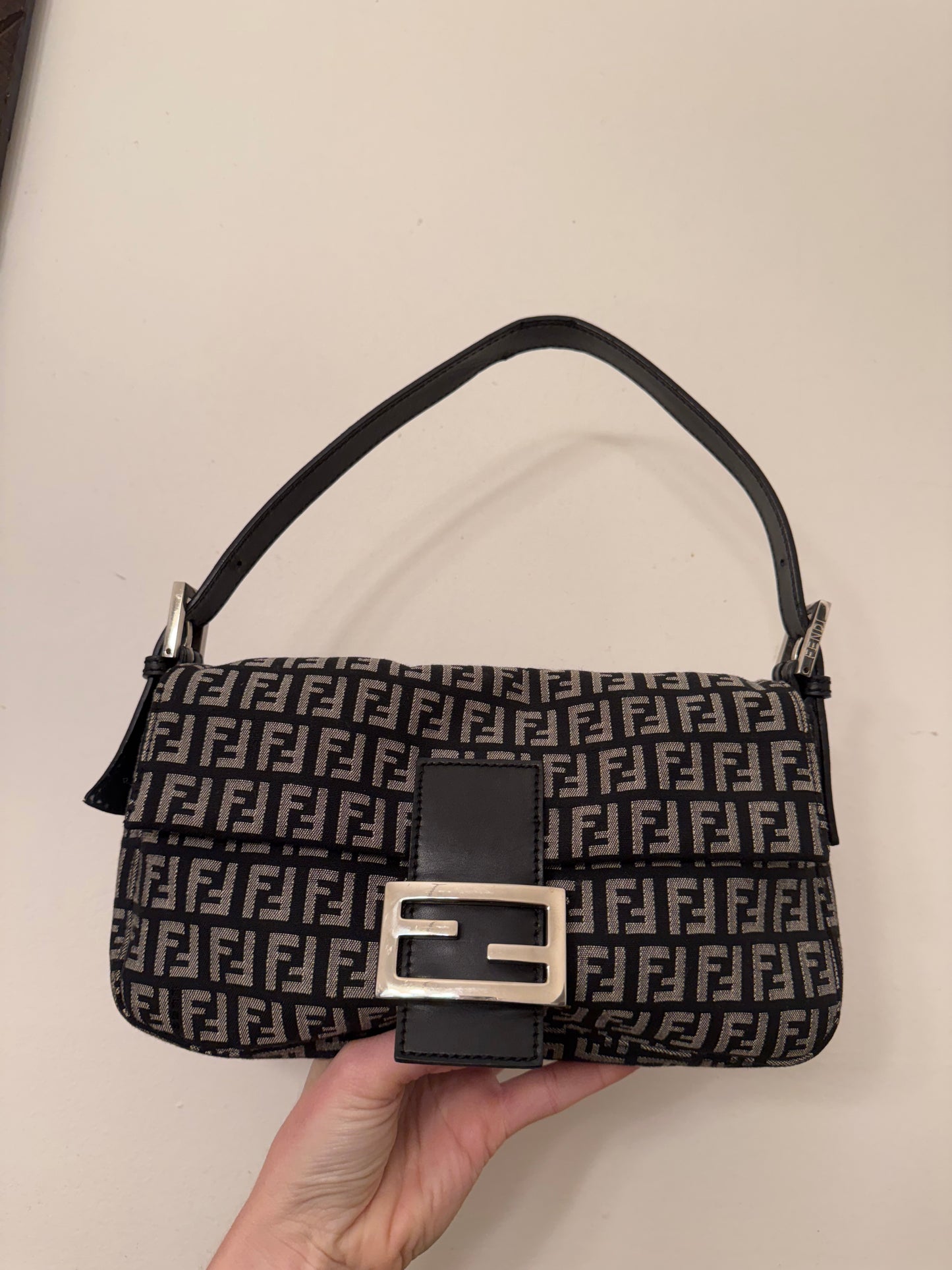 Vintage Fendi Baguette