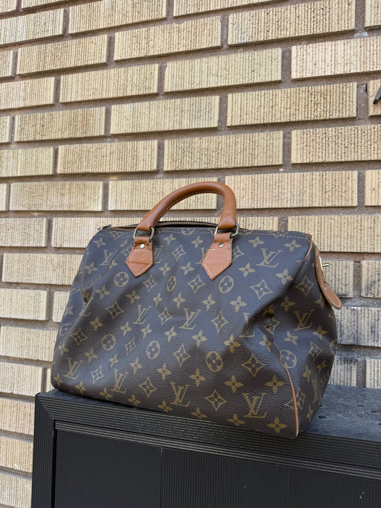 Authentic 1970s/1980s Louis Vuitton Speedy 30