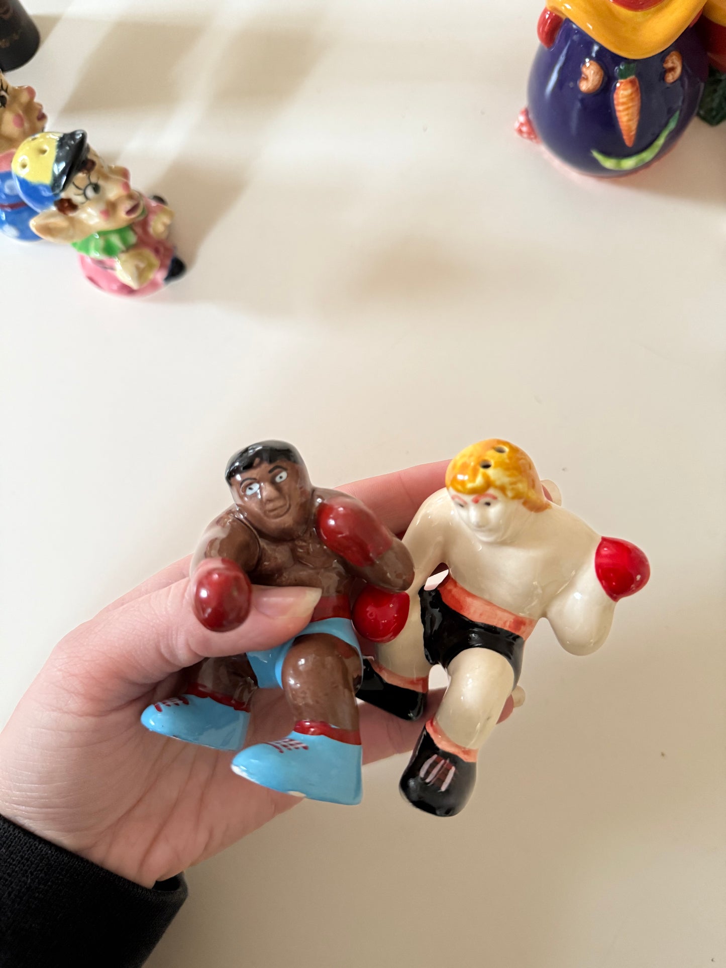 1990s Boxer S&P Shakers