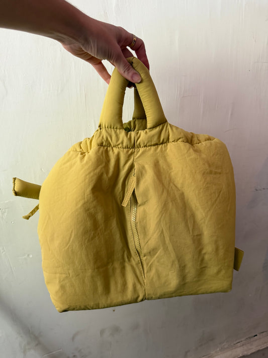Olend Pale Yellow Ona
