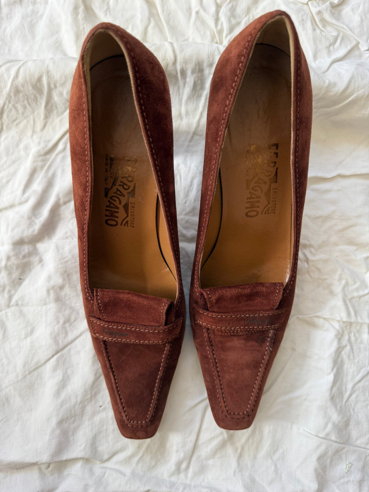 Vintage Rust Brown Ferragamo Suede Leather Pumps 7.5