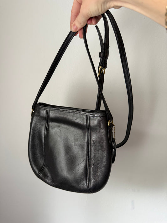 Vintage Black Coach Bag 9990