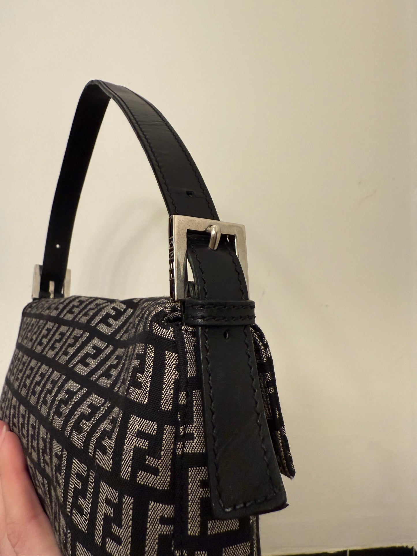 Vintage Fendi Baguette