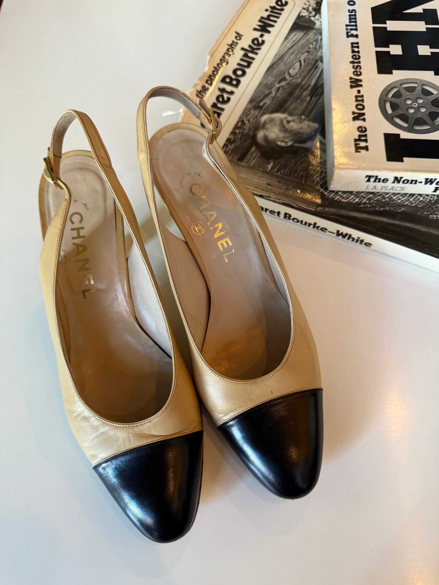 1960s/1970s Chanel Slingbacks 6.5