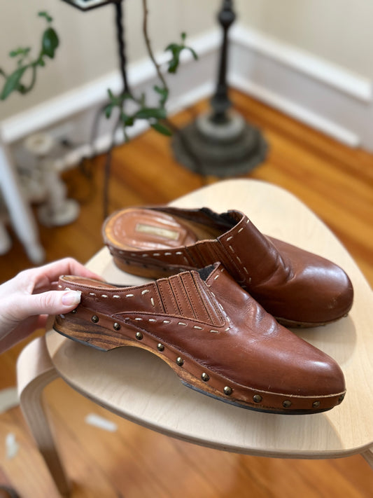 Leather Clogs