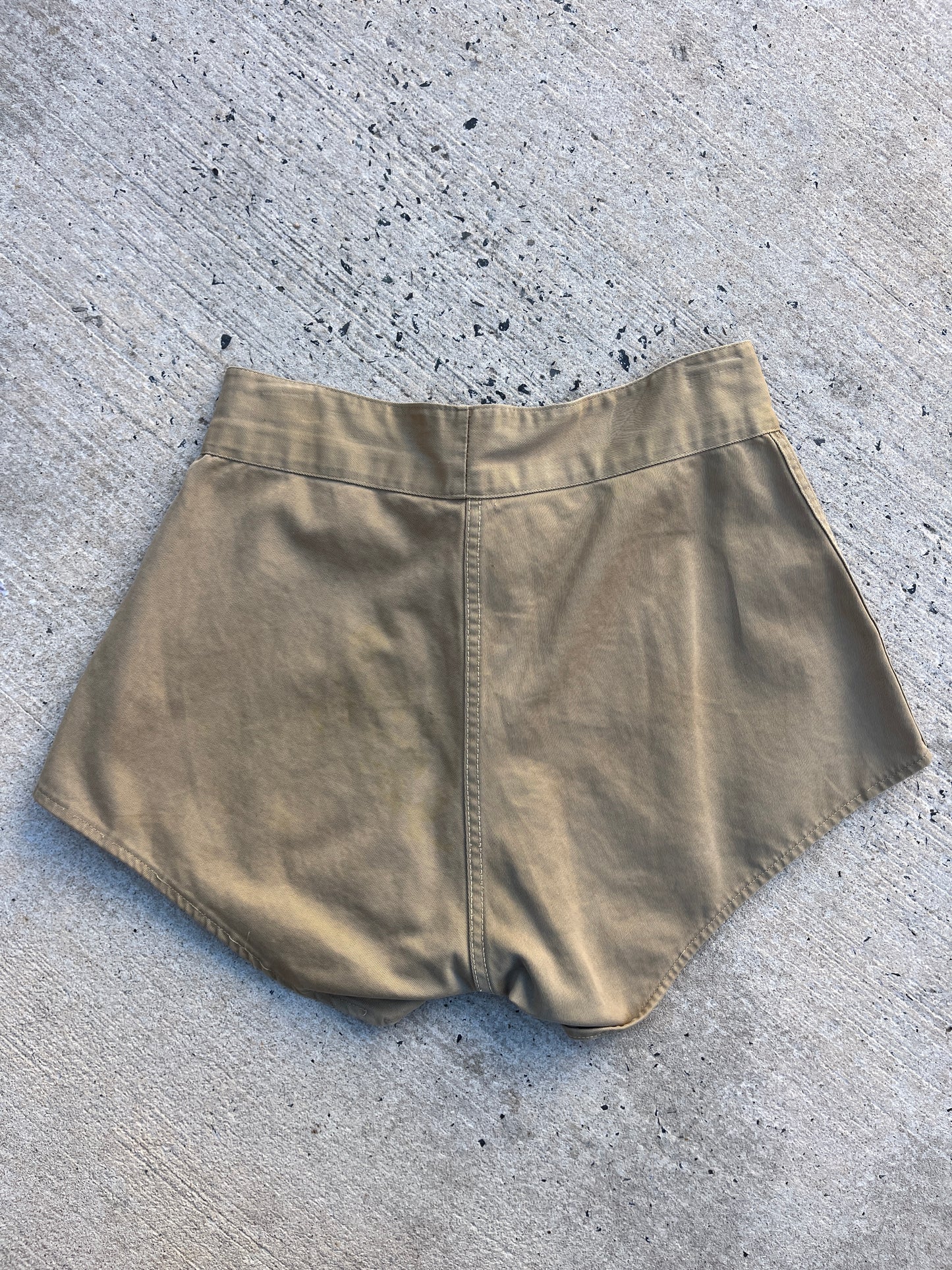 1950s Tan Belted Shorts 26”-30”