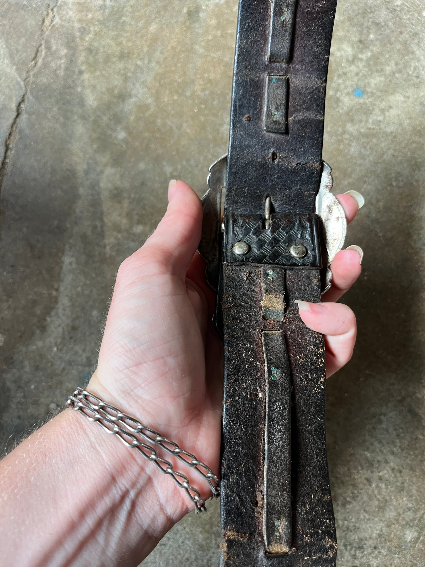 1940s 1950s Black Studded Concho Belt 29”-32”