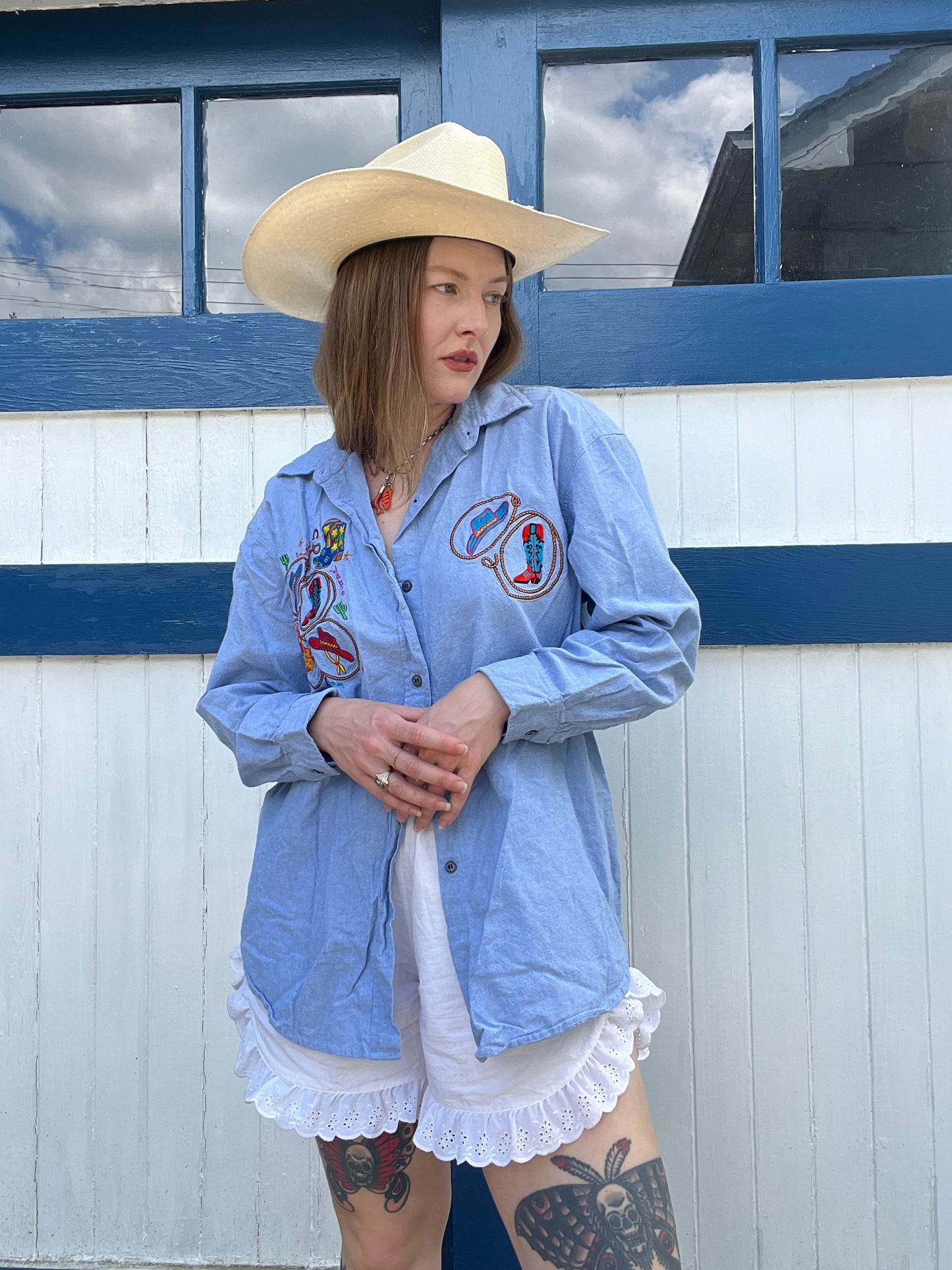 Vintage 1980s 1990s Denim Embroidered Cowboy Button Up