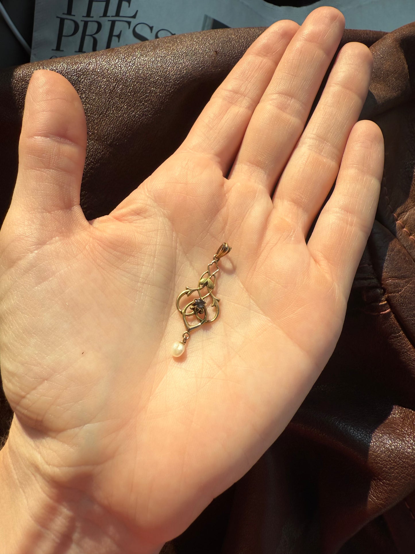 10K Gold Victorian Era Pendant