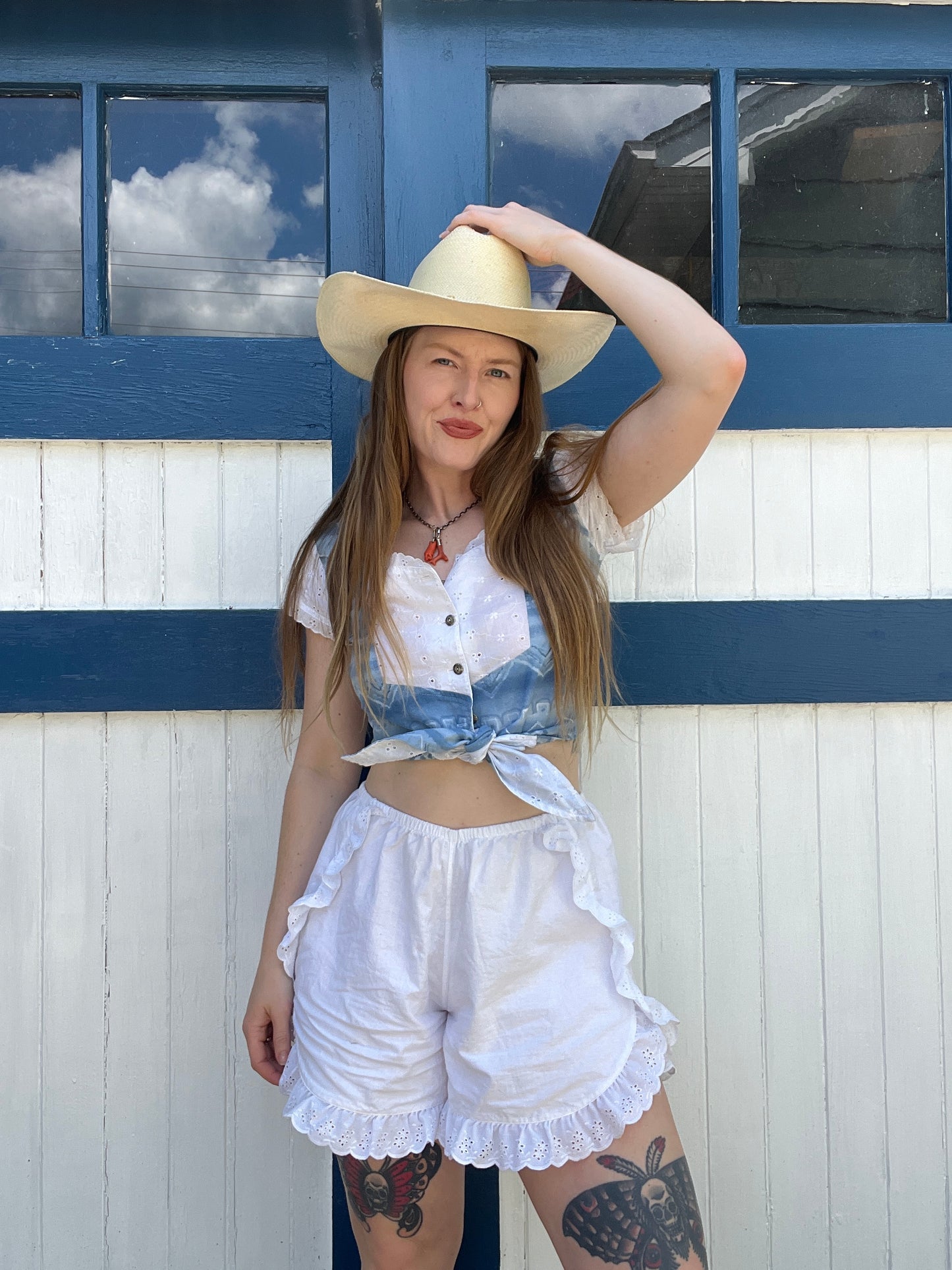 Vintage 1980s White Eyelet Western Cropped Button Up