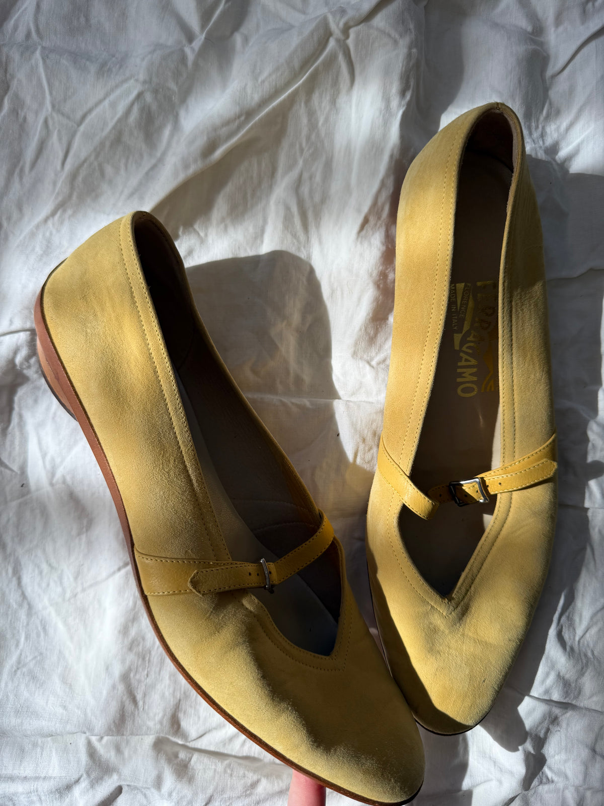 Vintage Ferragamo Chartreuse Mary Jane Flats 8.5