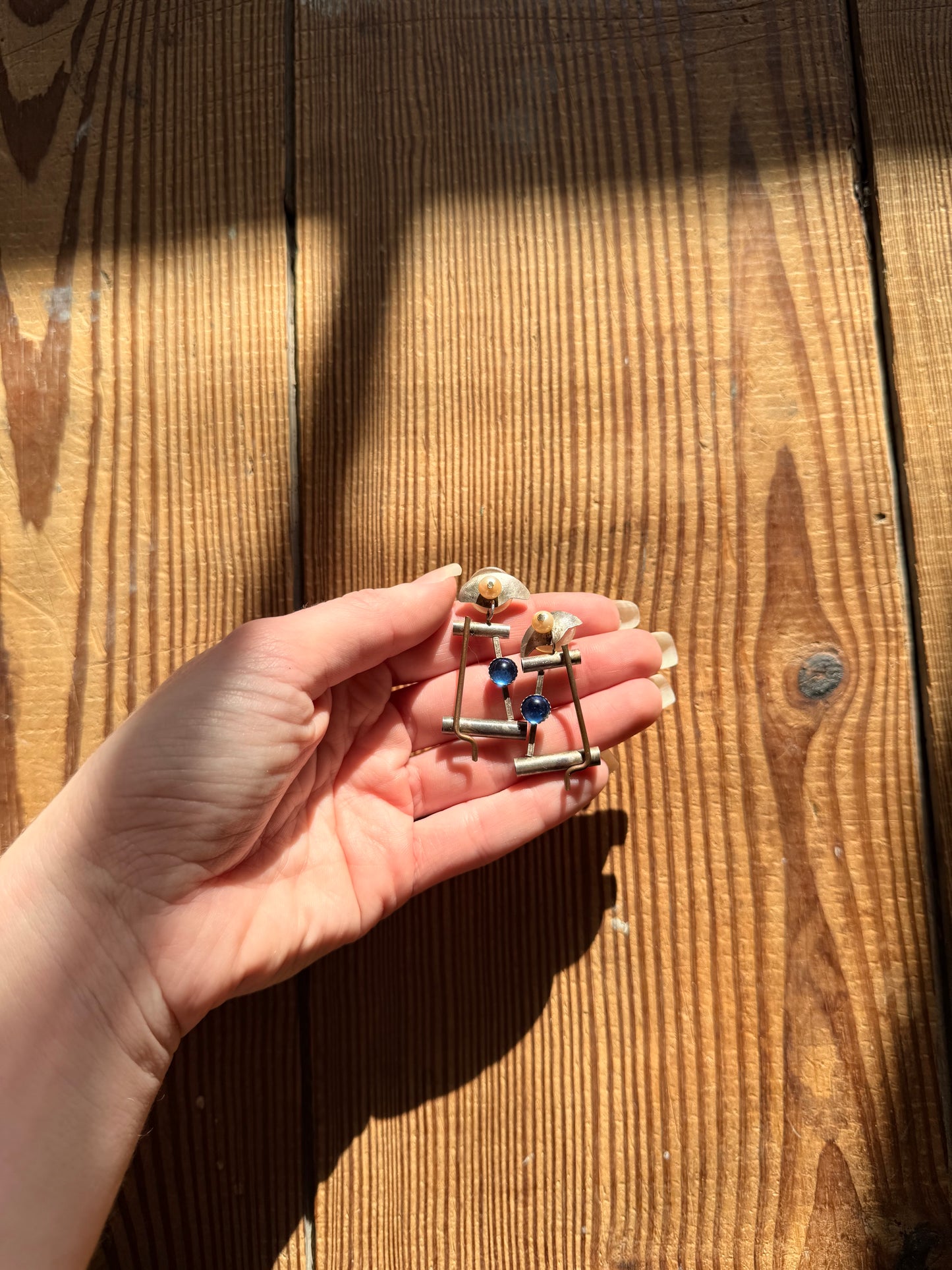 925 Silver Made by Hand Earrings with Pearl and Blue Stone