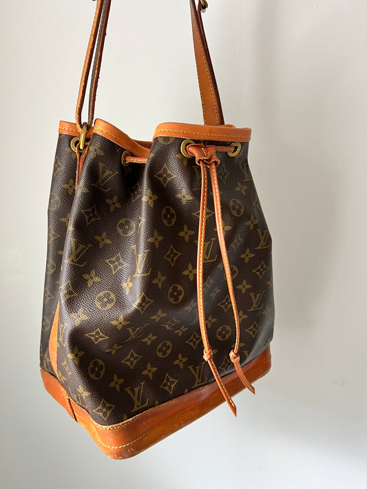 Authentic Louis Vuitton Noe Drawstring Shoulder Bag