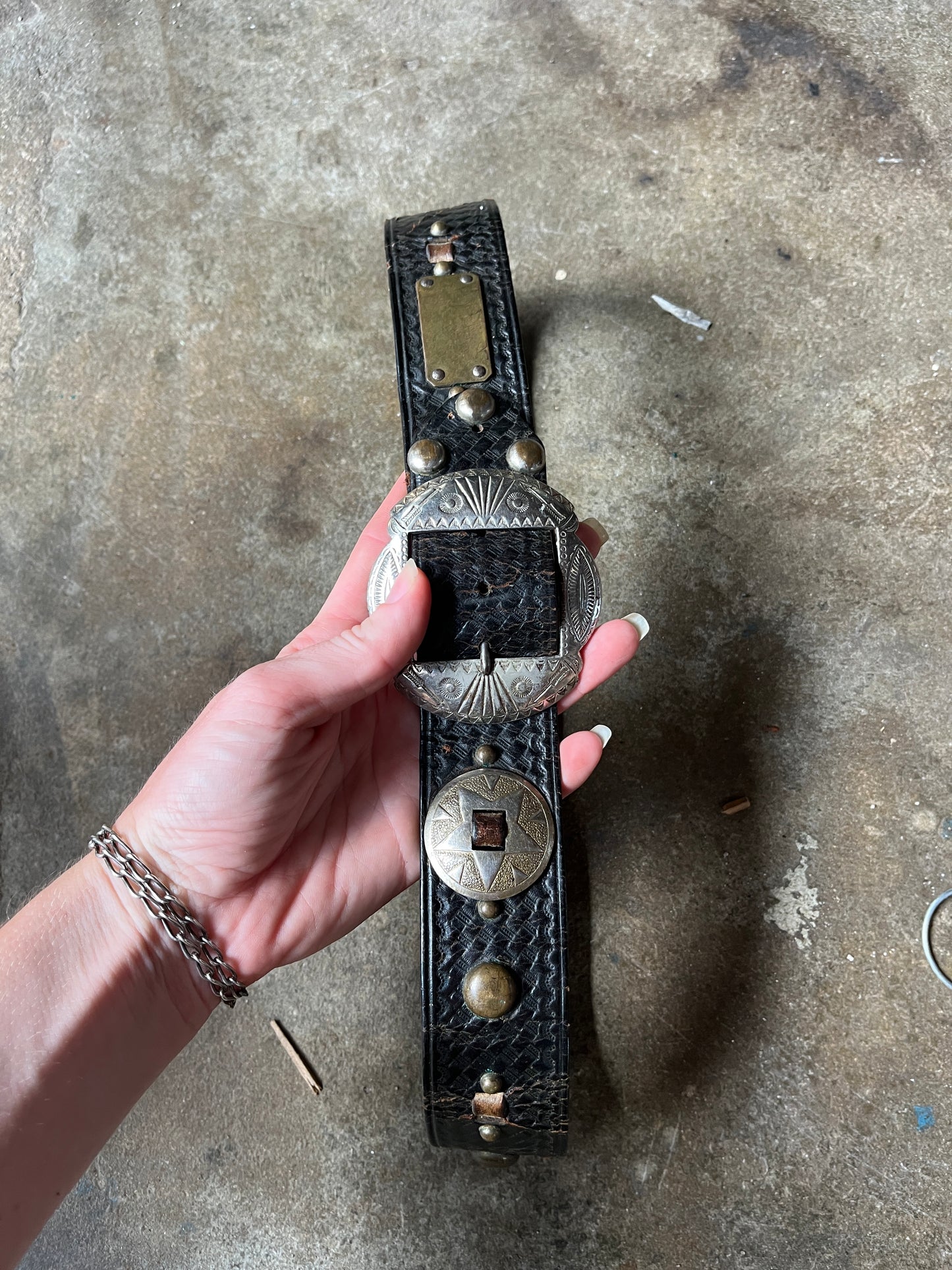 1940s 1950s Black Studded Concho Belt 29”-32”