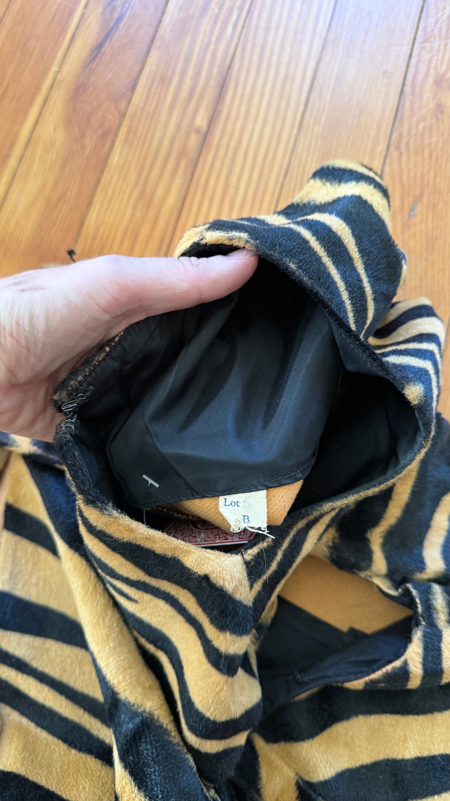 1960s Tiger Print Velvet-y Shift Dress S