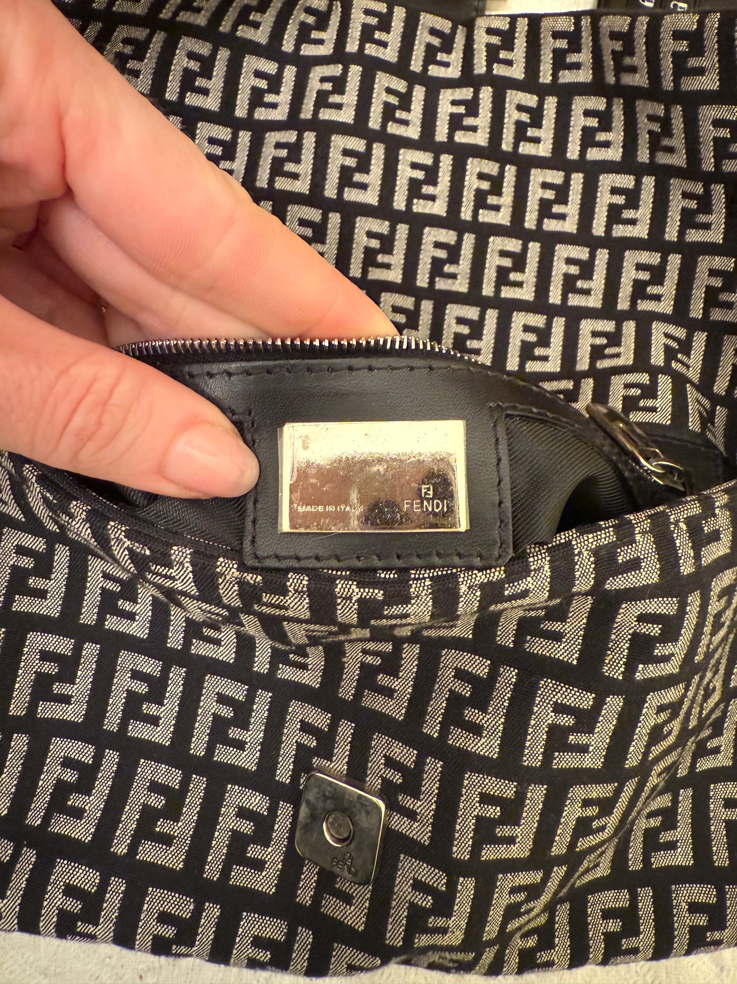 Vintage Fendi Baguette