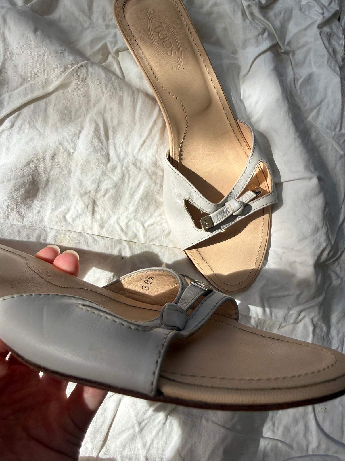 Vintage Tod's White Leather Low Heel Summer Sandal 38.5