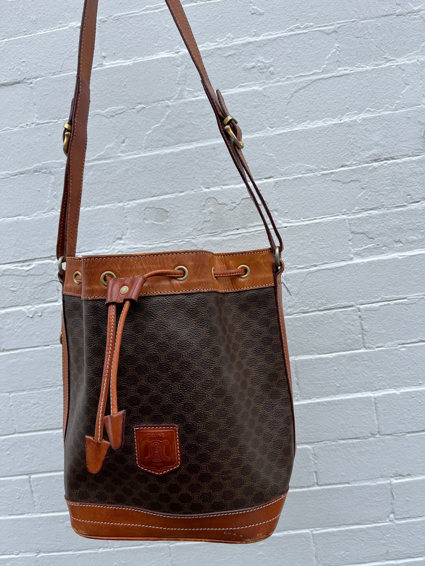 Vintage Celine Drawstring Shoulder Bag Macadam Vintage Logo Leather Brown Sac Seau