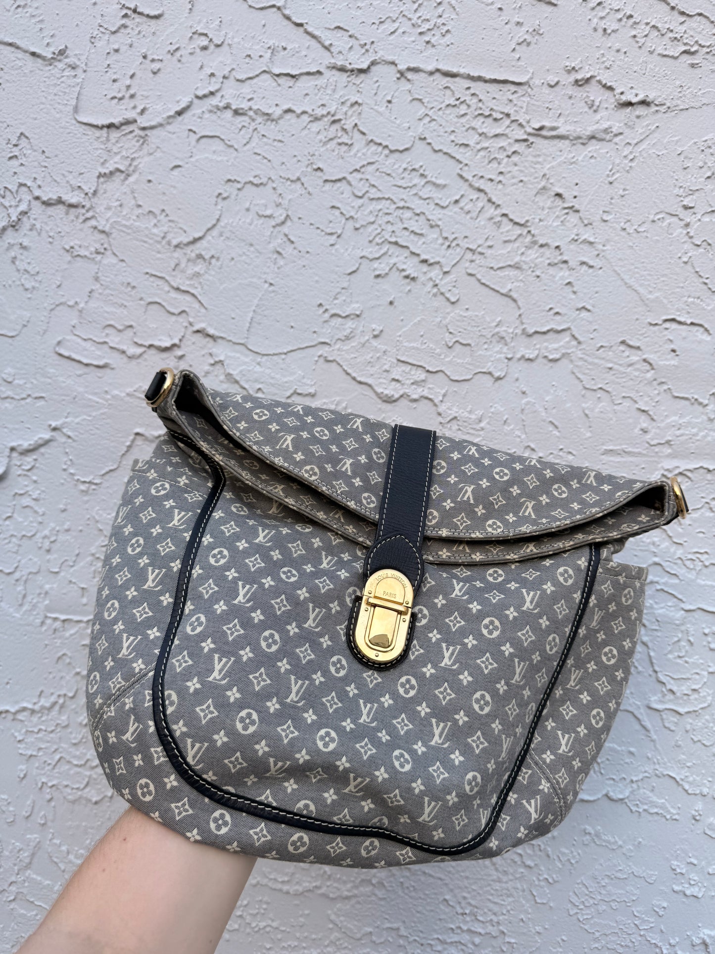 Louis Vuitton Ideal Romance Shoulder Bag Navy M56700