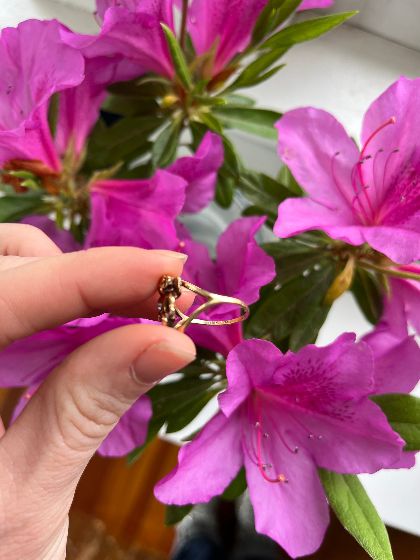 10K Gold Vintage Cherub Ring Size 7