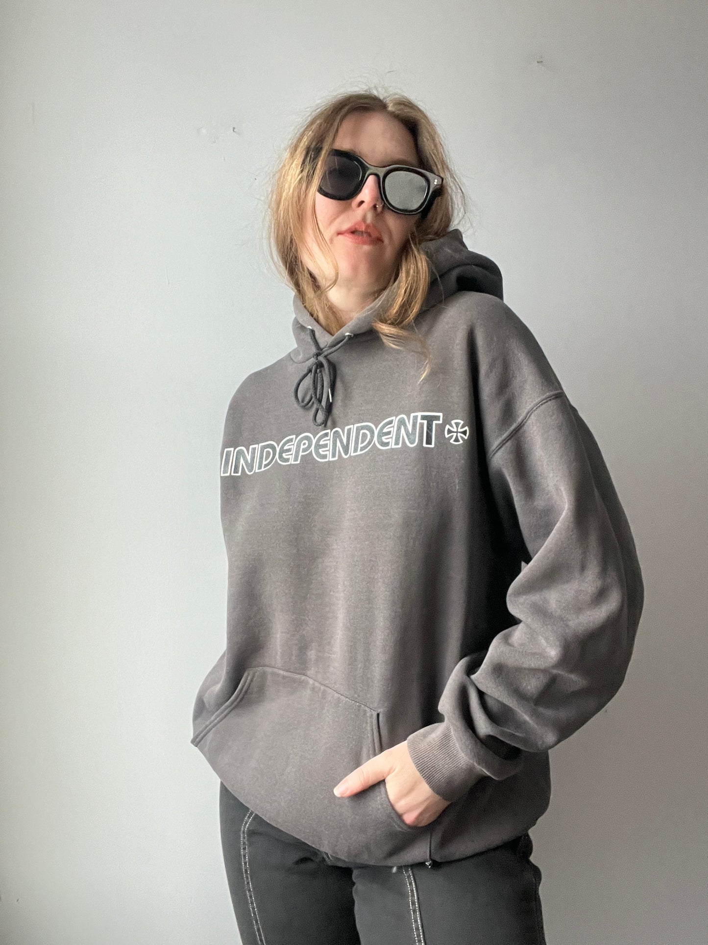 Y2K Independent Hoodie L/XL