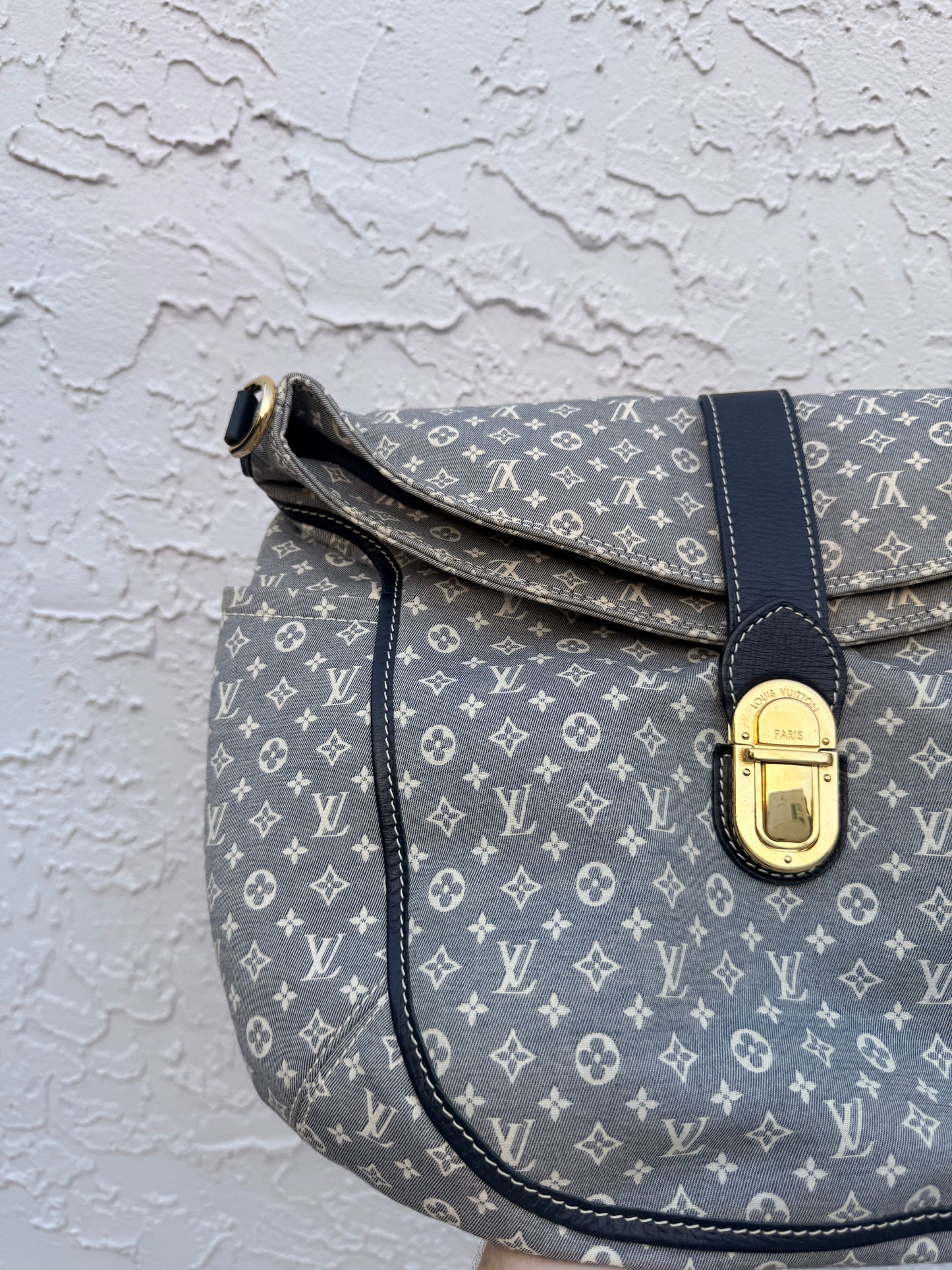 Louis Vuitton Ideal Romance Shoulder Bag Navy M56700