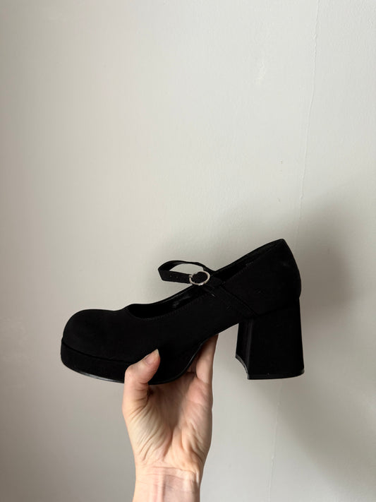 1990s Black Chunky Heels