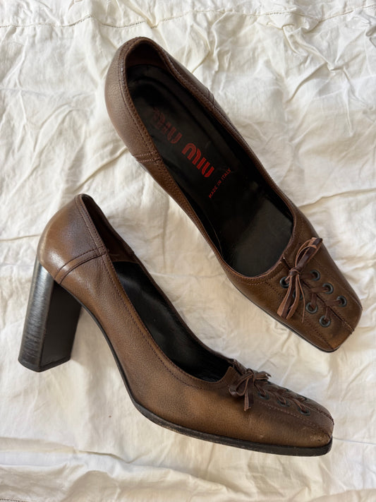 Vintage Leather Lace Up Miu Miu Pumps 39.5