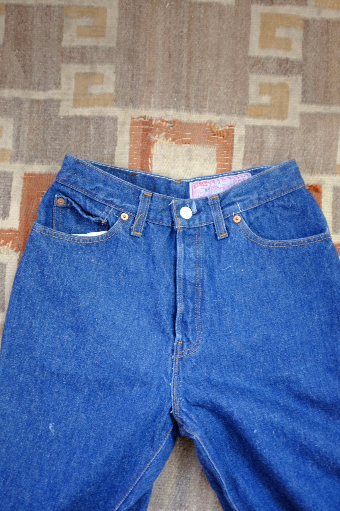 Vintage Student Fit Med Wash Levi’s 26”