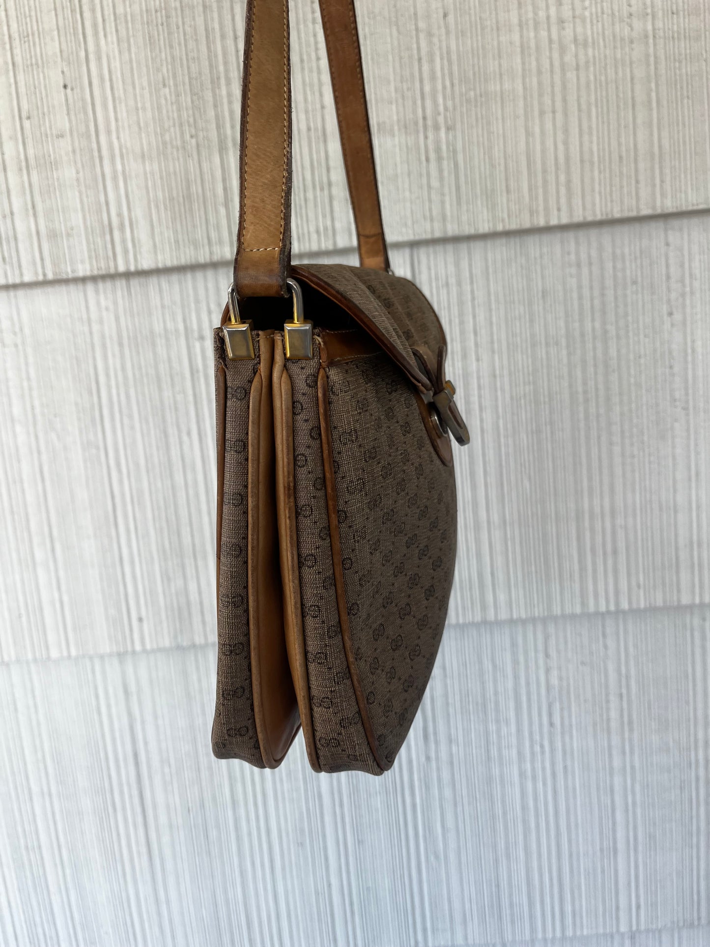 Vintage 1980s Gucci Crossbody Purse Guccissima
