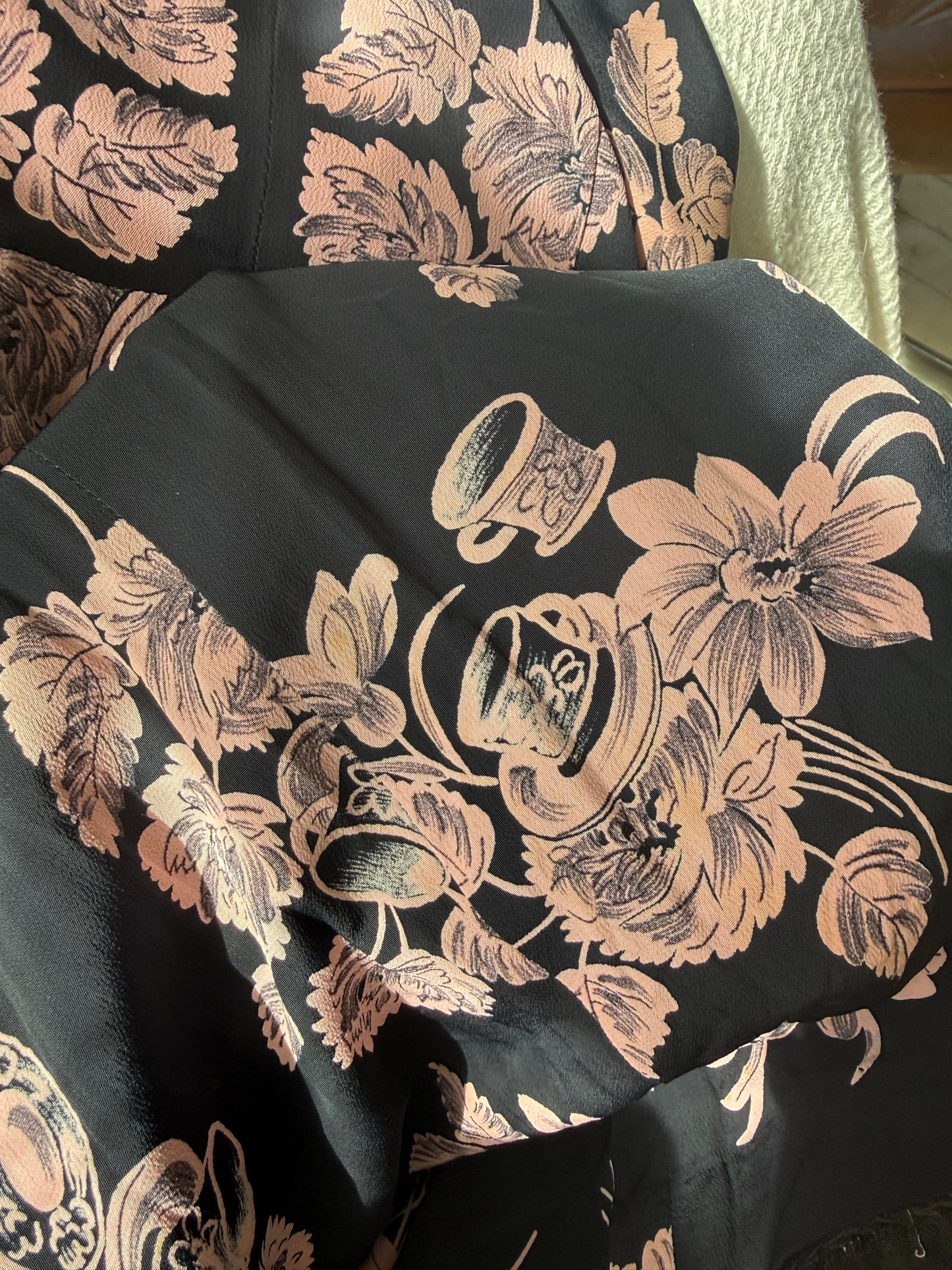 1940s or 1950s Cold Rayon Tea Cup Print Dress S/M