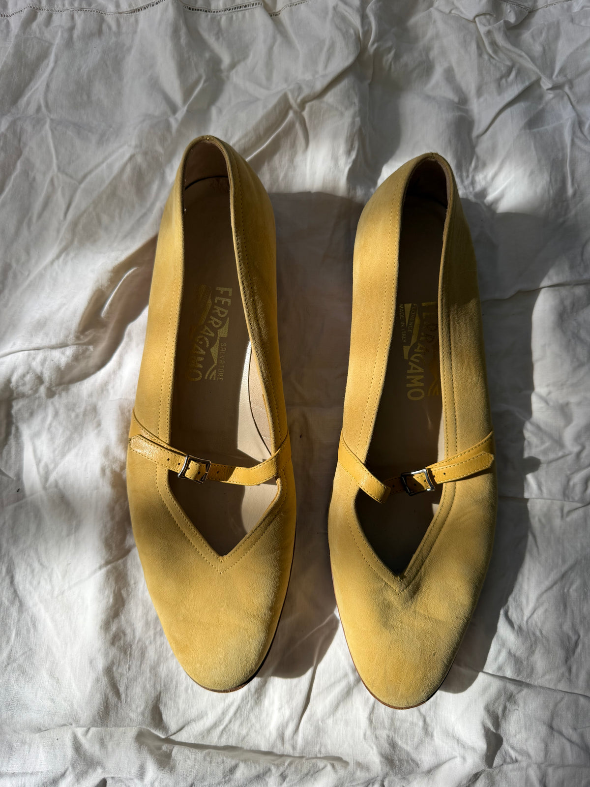 Vintage Ferragamo Chartreuse Mary Jane Flats 8.5