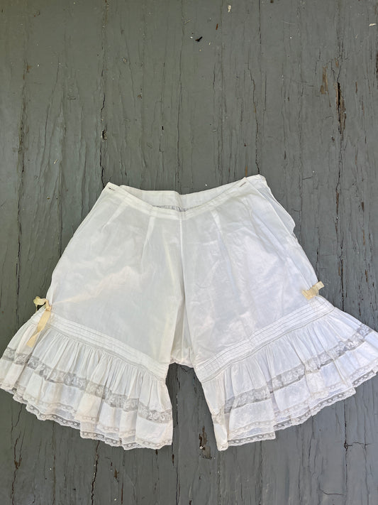 Vintage Bloomers That Are Perfect