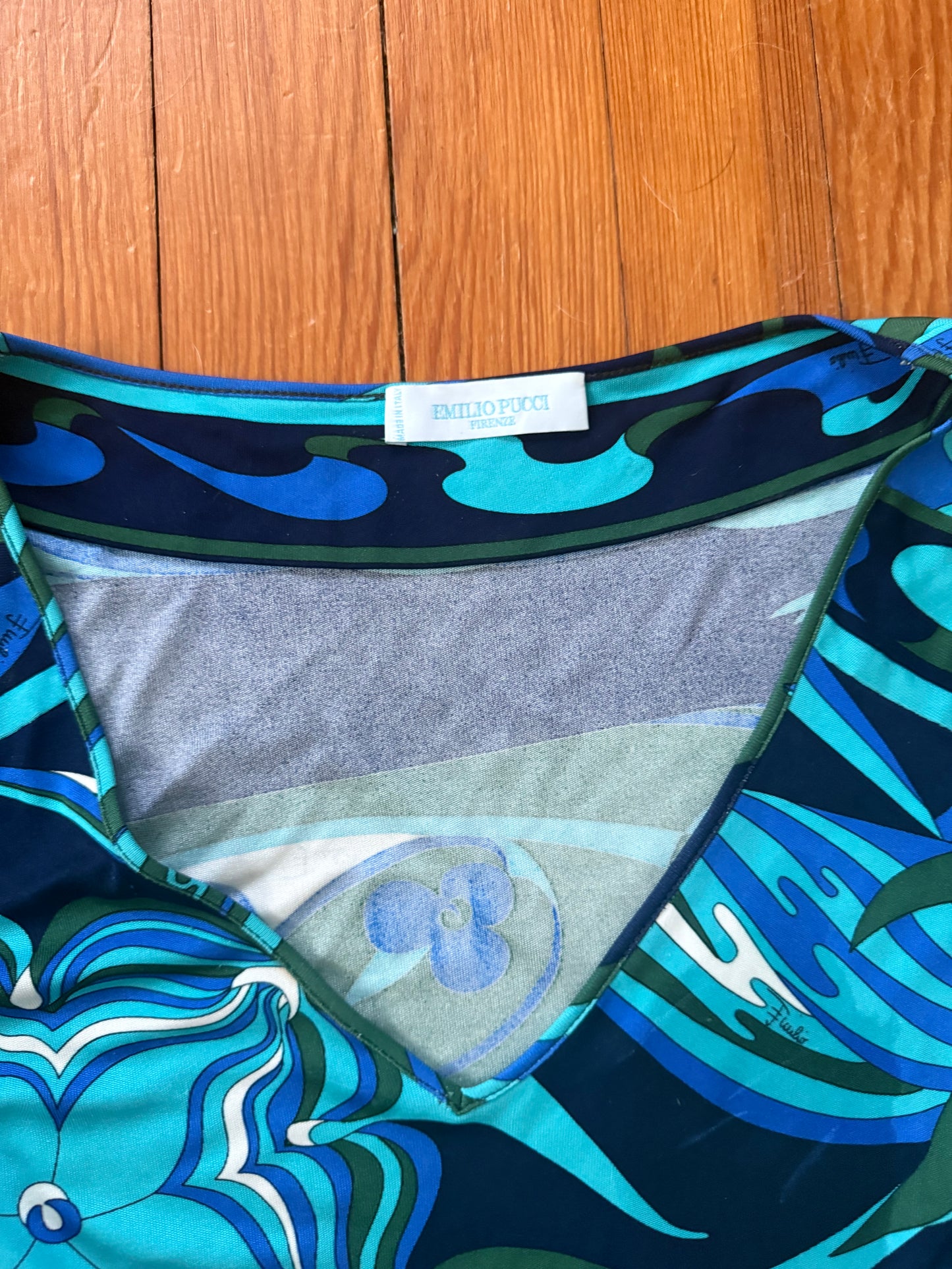 100% Silk Pucci Top