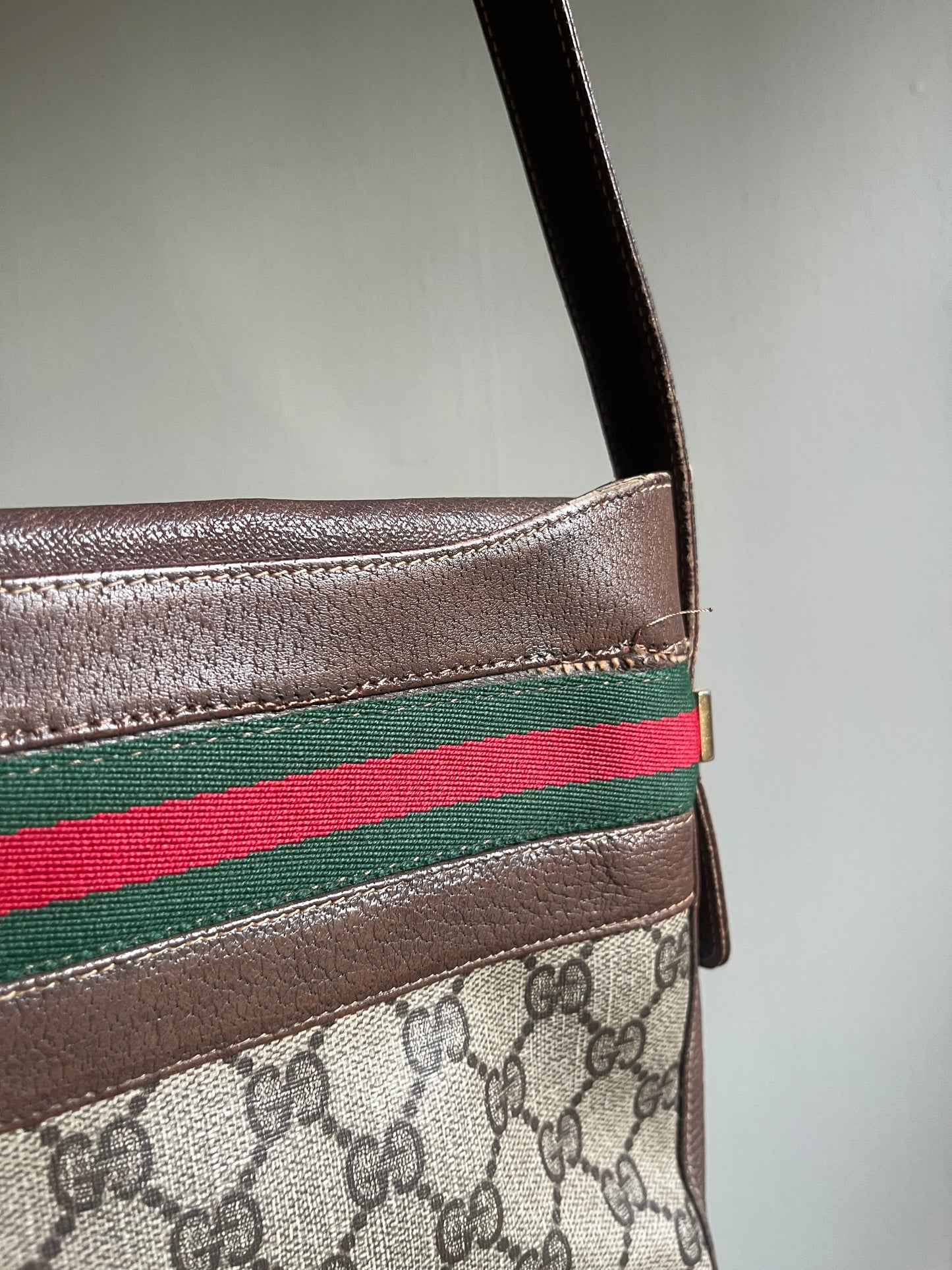Authentic Vintage 1980s Gucci Stripes Crossbody Bag