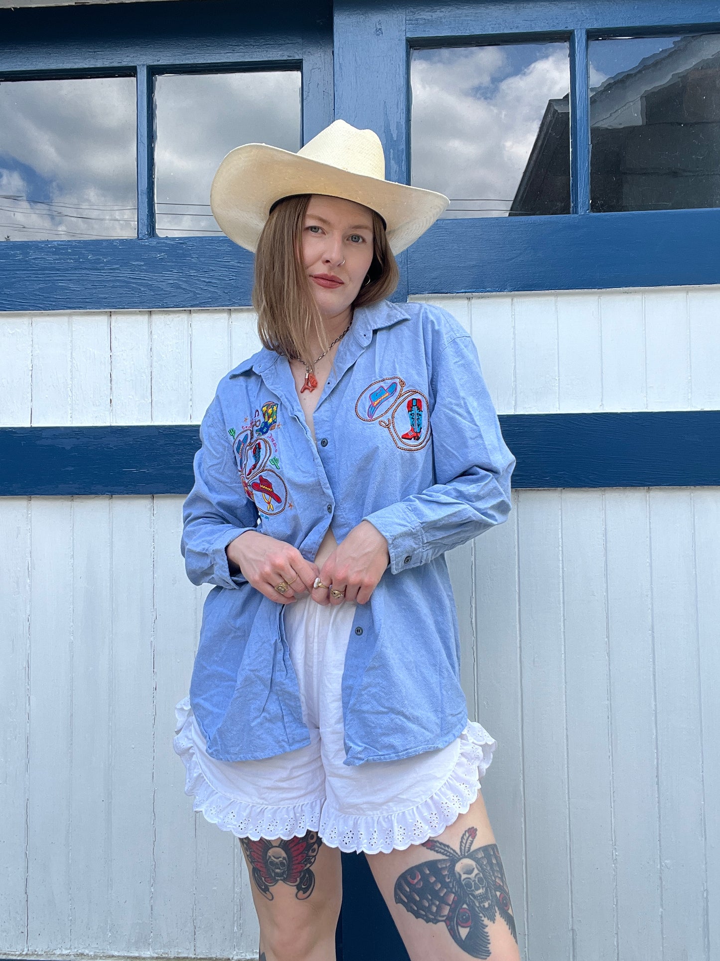 Vintage 1980s 1990s Denim Embroidered Cowboy Button Up