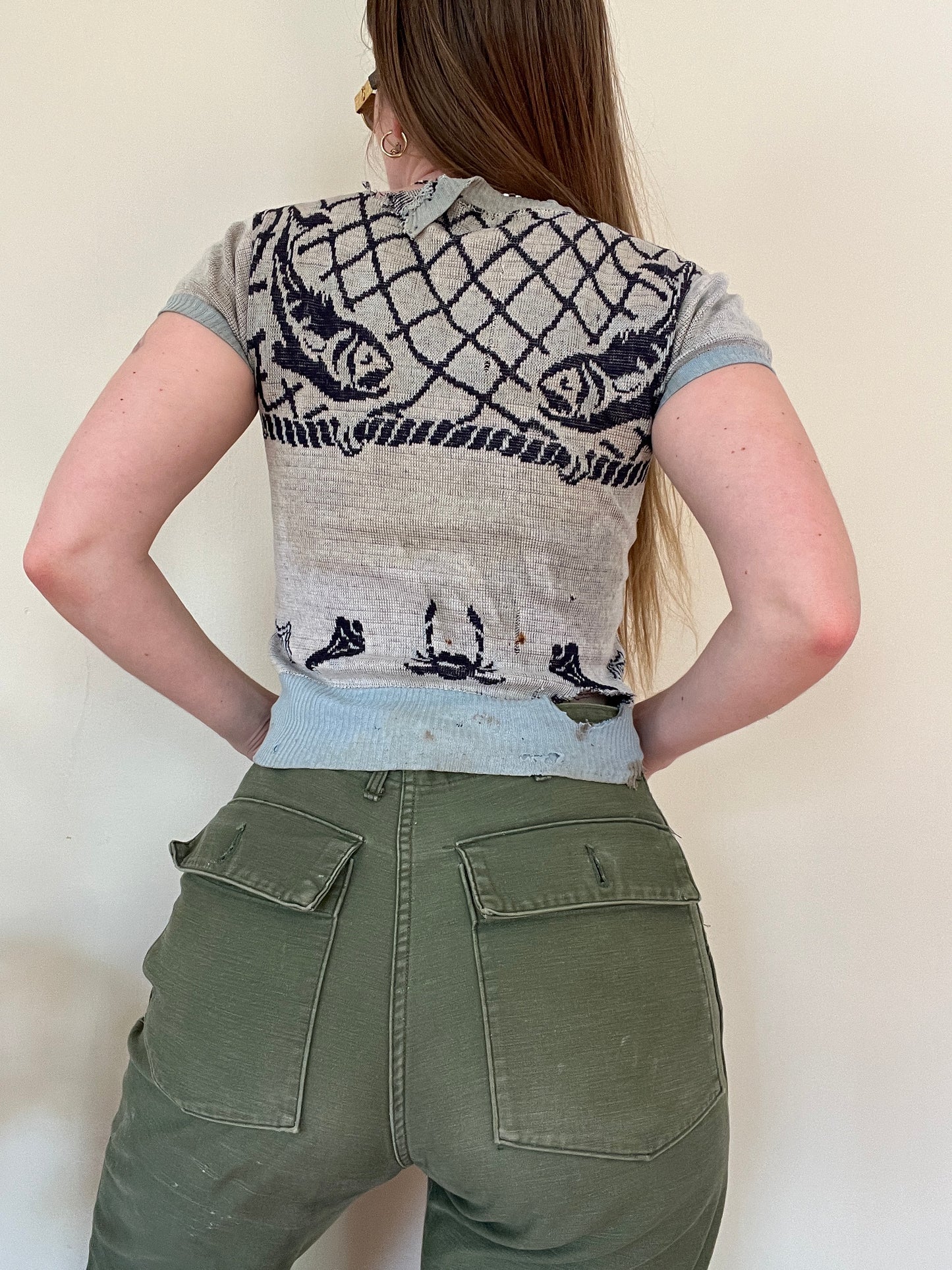 Vintage 1940s Novelty Fish Ocean Short Sleeve Knit Sweater S